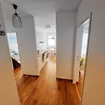 Sunflower Sky Apartament Rijeka